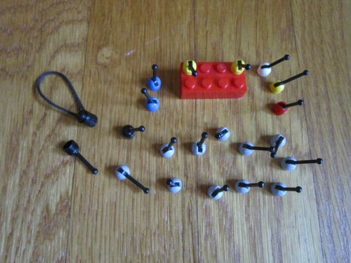LEGO Lote Antena Palanca Negra Azul Rojo Gris Amarillo Blanco Pequeña Base Palos Cambio - Imagen 5 de 5