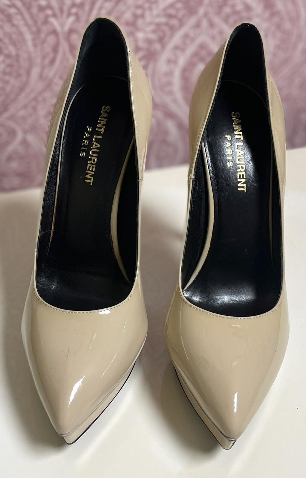 Pompa Saint Laurent Janis Nude Patent Platform taglia UK 5 5 EU 38 5 indossata due volte