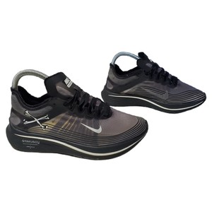 claquettes nike
