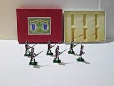 Trophy Miniatures Metal Toy soldiers Grenadiers of the Old Guard Advancing WA18