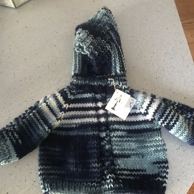 hooded baby sweater with back zipper
