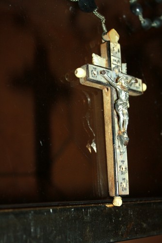 CROIX RELIQUAIRE grand CHAPELET 210 cm STATION CHRIST NACRE SCULPTE BOIS - Imagen 3 de 9