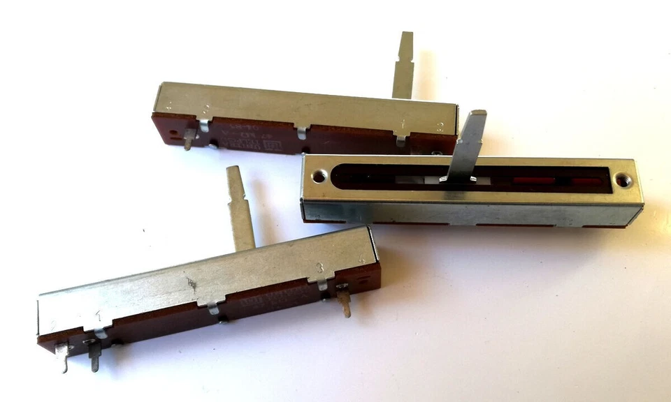 47K SLIDE POTENTIOMETER LINEAR 47K UNITRA TELEPOD -- NOS! (1 Stück) - Bild 2 von 3