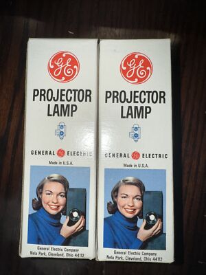 NOS Lot of 2 New GE Projector Lamps 115-125V 100W 2818 CDS/CDX