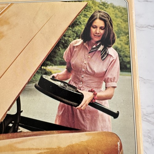 Vintage 1974 “The Feminine Fix-It Auto Handbook” by Kay B. Ward Hardcover - Picture 2 of 15