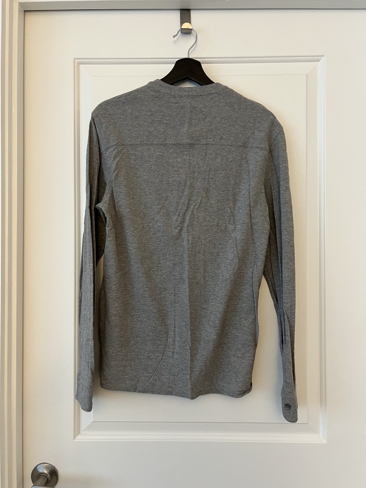 Vince Men's Long Sleeve Henley Cotton Tee Shirt Gray Black Size Large Basic image 5