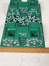 LEGO Green 32x48 Raised Baseplate Stone Path Pits 6091 10176 Castle Part # 30271