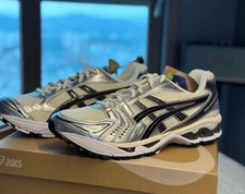 Asics Gel Kayano 14 "Silver Cream" 1201A019-108