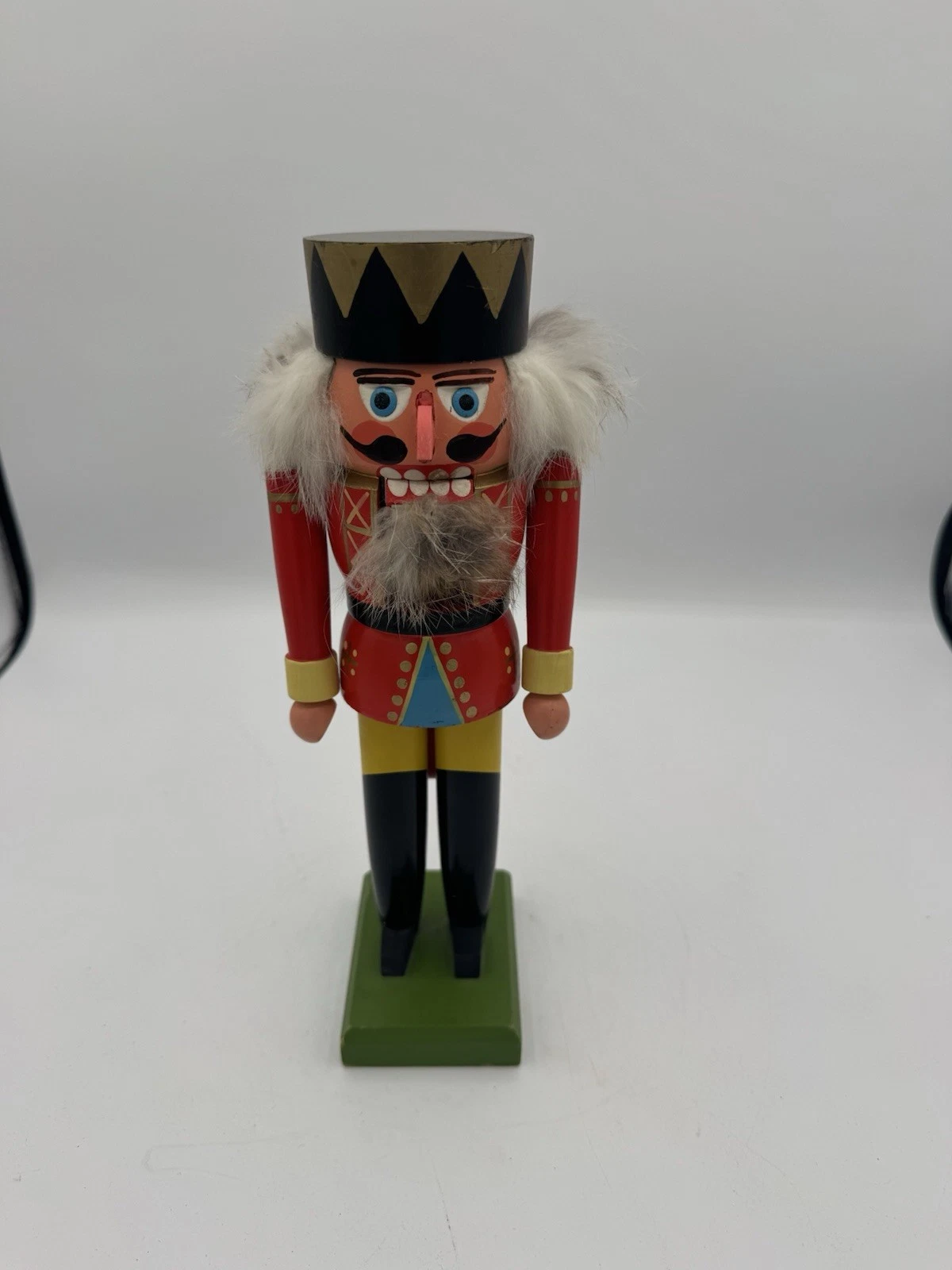 Vtg Handpainted Wooden King W Rabbit Fur Nutcracker 10 Inch Tall