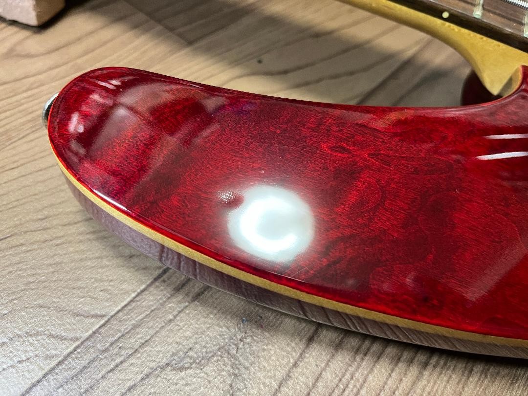 IBANEZ シースルーレッド キルティッドトップ EMGHZ 3バンドEQ搭載 IBANEZ See-through Red Quilted Top EMGHZ with 3 Band EQ Safe