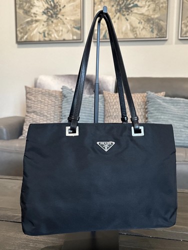 Autentica borsa a tracolla Prada Nero Tessuto Nylon tote bag nera logo triangolo vintage - Foto 6 di 18