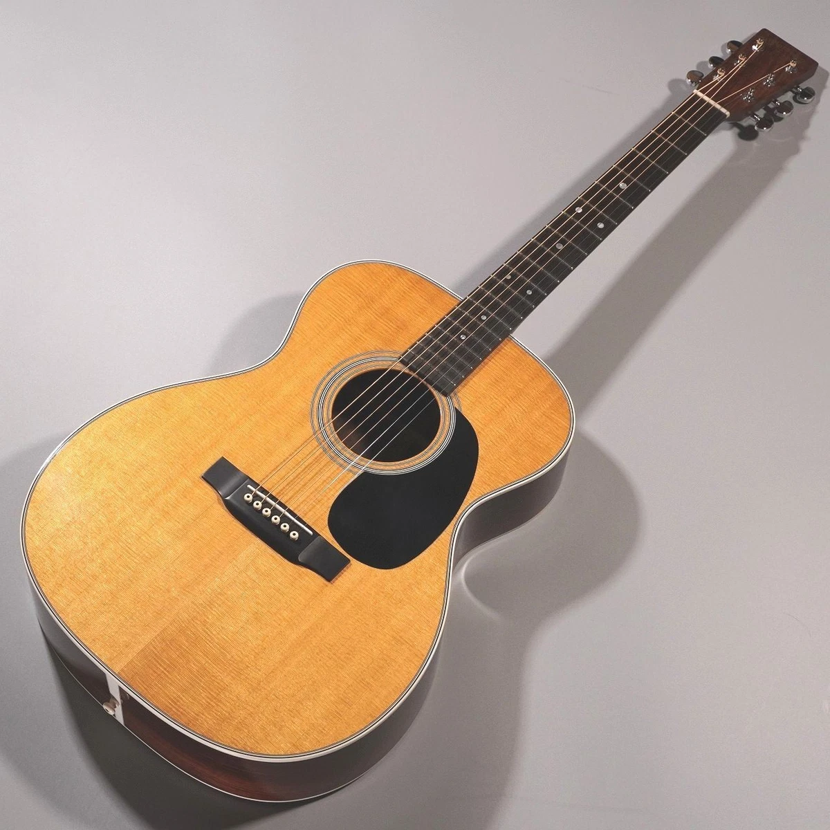 Martin 000 28 for sale - eBay