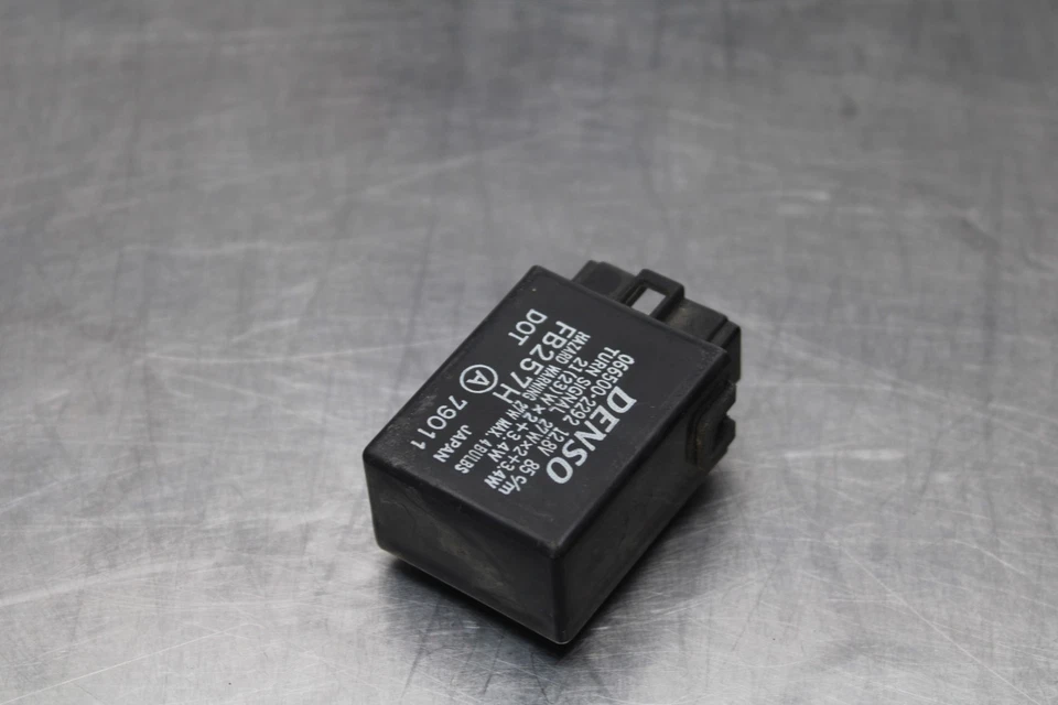 93-07 YAMAHA VMAX 1200 TURN SIGNAL BLINKER RELAY FLASHER SWITCH BB197 - Image 3 of 4