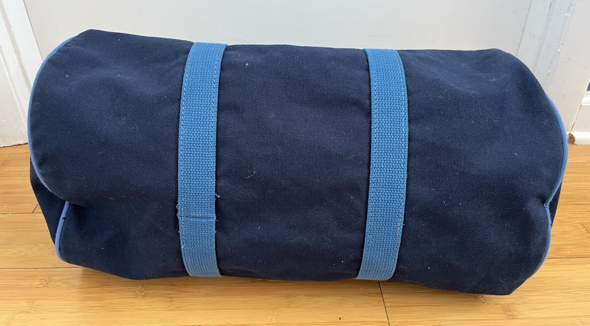 Vintage Raymond James Navy Blue Investment Banking Duffle Bag Finance NYC View 2