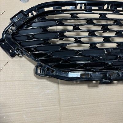 2020-2022 Ford Escape Front Bumper Center Grille Molding