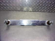 702 A YAMAHA  VSTAR 1100 CLASSIC 2008 OEM  WINDSHIELD WIND SHIELD BRACKET