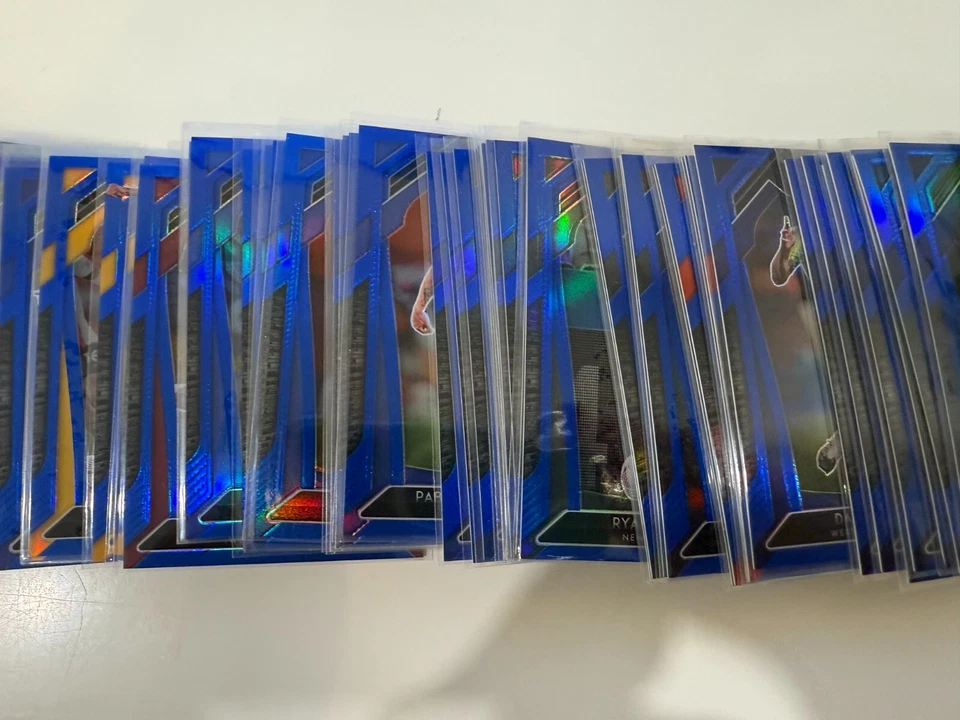 2020-21 Panini Prizm Premier League Blue Prizm /199 - PICK YOUR PLAYER / TEAM - Image 2 of 4