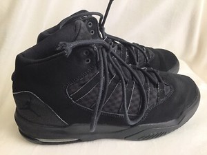 air jordan max aura gs