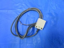 OMRON PROXIMITY SENSOR TL-W20ME1 L-23MM W-54.5MM W-2MM 2PORTS OPERATION 40 90DAY