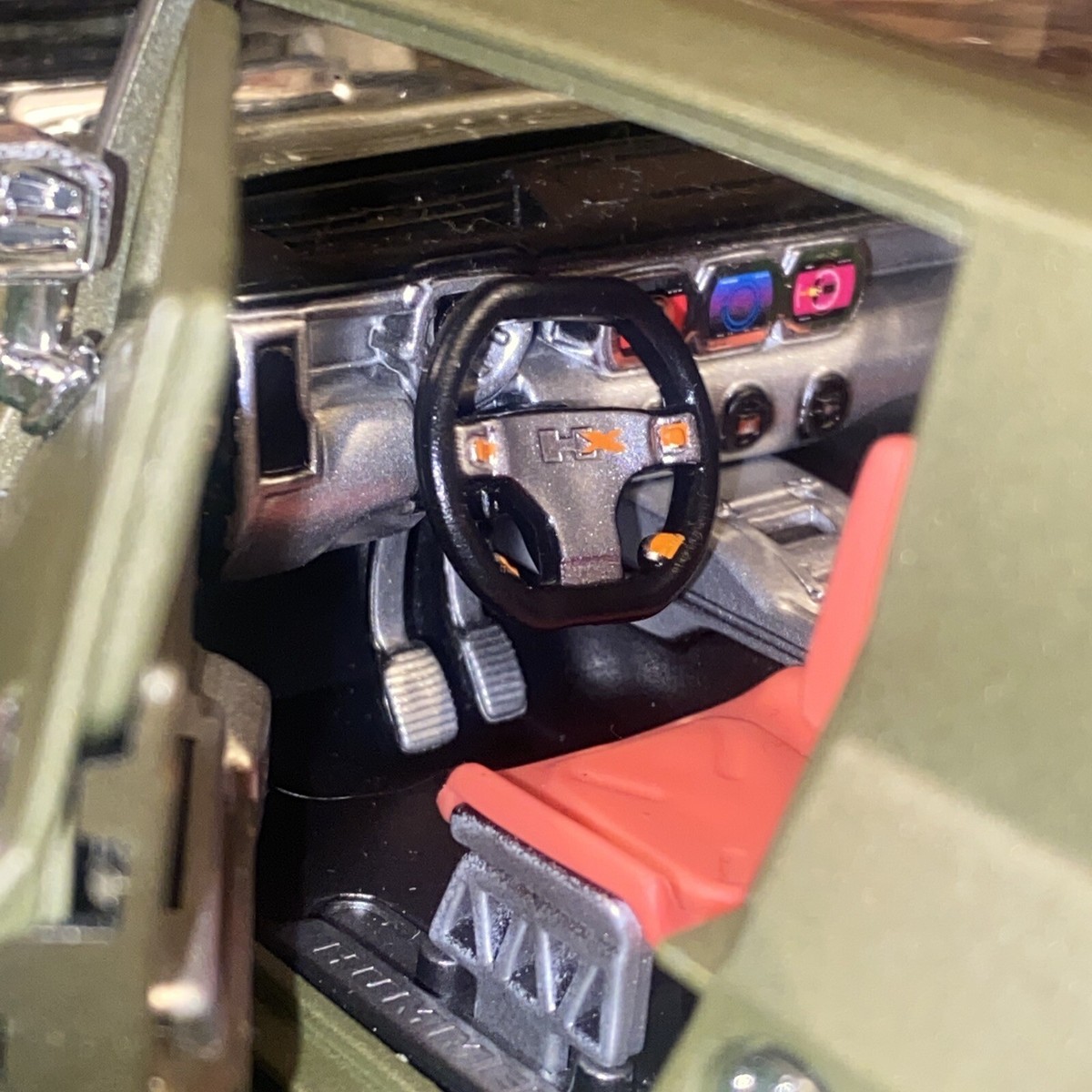 HUMMER HX CONCEPT Green METALLIC 1/18 DIECAST MODEL CAR BY MAISTO