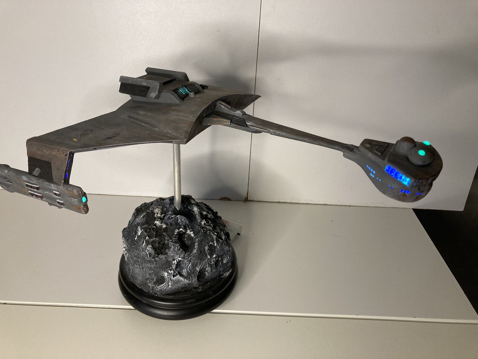 Picture 3 of 16