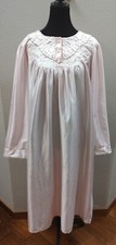 Vintage Cachet Womans Nightgown Shiny Pink Satin Size Medium Lace Romantic F6