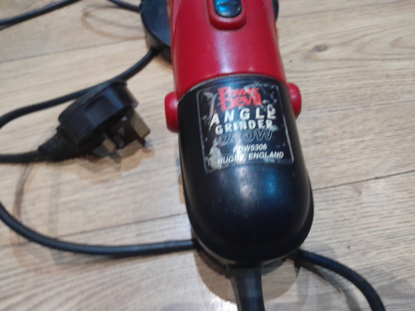 SPARES OR REPAIR POWER DEVIL 580 WATT ANGLE GRINDER PDW5306 eBay