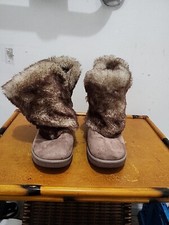 Calistoga Girls 3 Tan Fuzzy Faux Fur Winter Boots Size 4