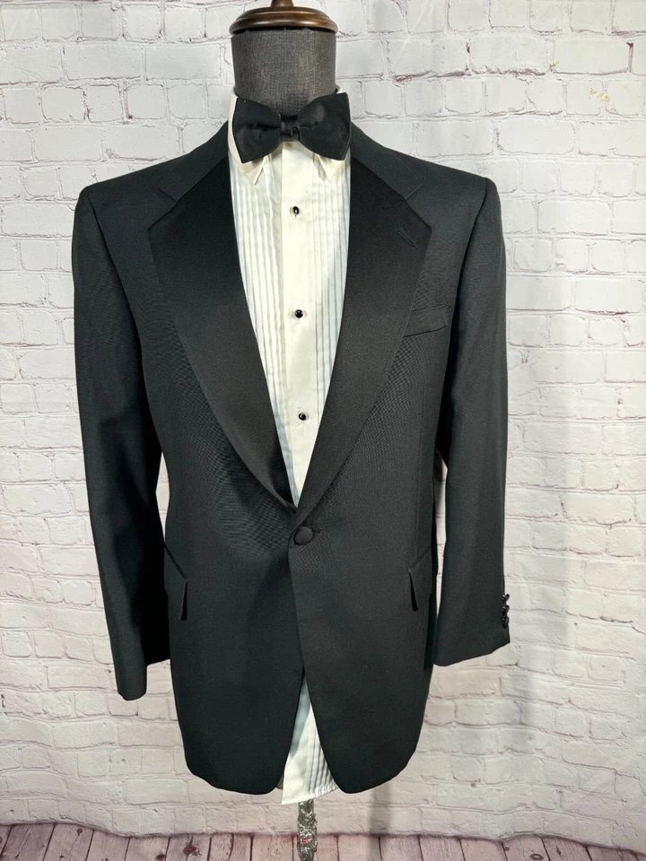 CYRO Hombres Negro ESMOQUIN FORMAL Lana Plisado 2 Piezas Traje TUX Chaqueta 42S 36x28 Pantalón Foto 2 de 4