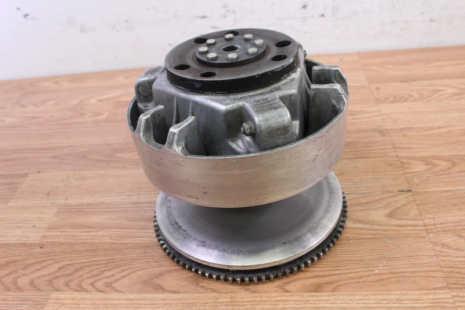 SKI-DOO Summit 800 X 800R 2008 embrague de transmisión primaria - engranaje de anillo defectuoso Foto 3 de 4