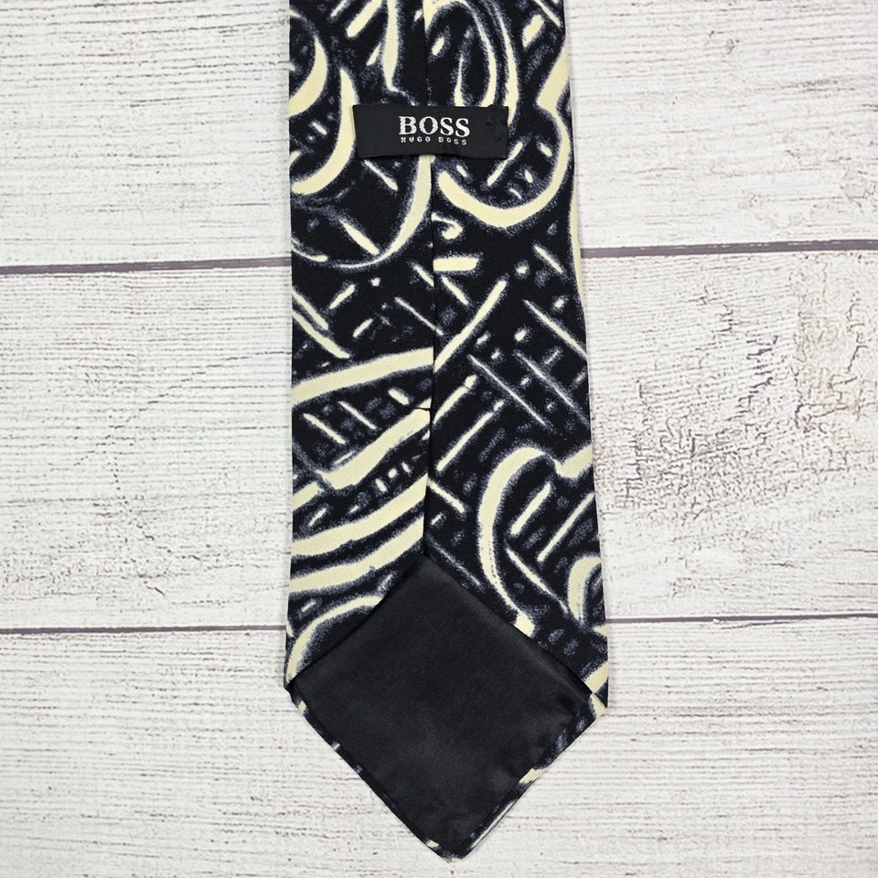 Hugo Boss Men's VINTAGE 100% Silk Retro Luxury Black Geometric Neck Tie - Image 2 of 4