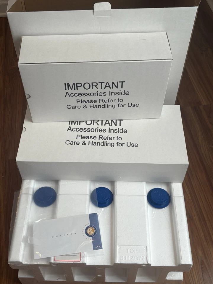 VERY RARE, FRANKLIN MINT 1:12 SCALE CORVETTE ULTRA BLACK B11D749 BOX/ EXTRAS WOW - Image 2 of 4