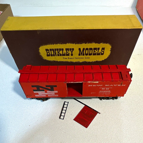 Coche Binkley Models ho 215 New Haven Red Box 32086 con caja daños leves | Condition: Used
