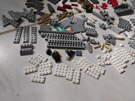 LEGO Star Wars: Emperor Palpatine's Shuttle 8096, Parts of Minfigures