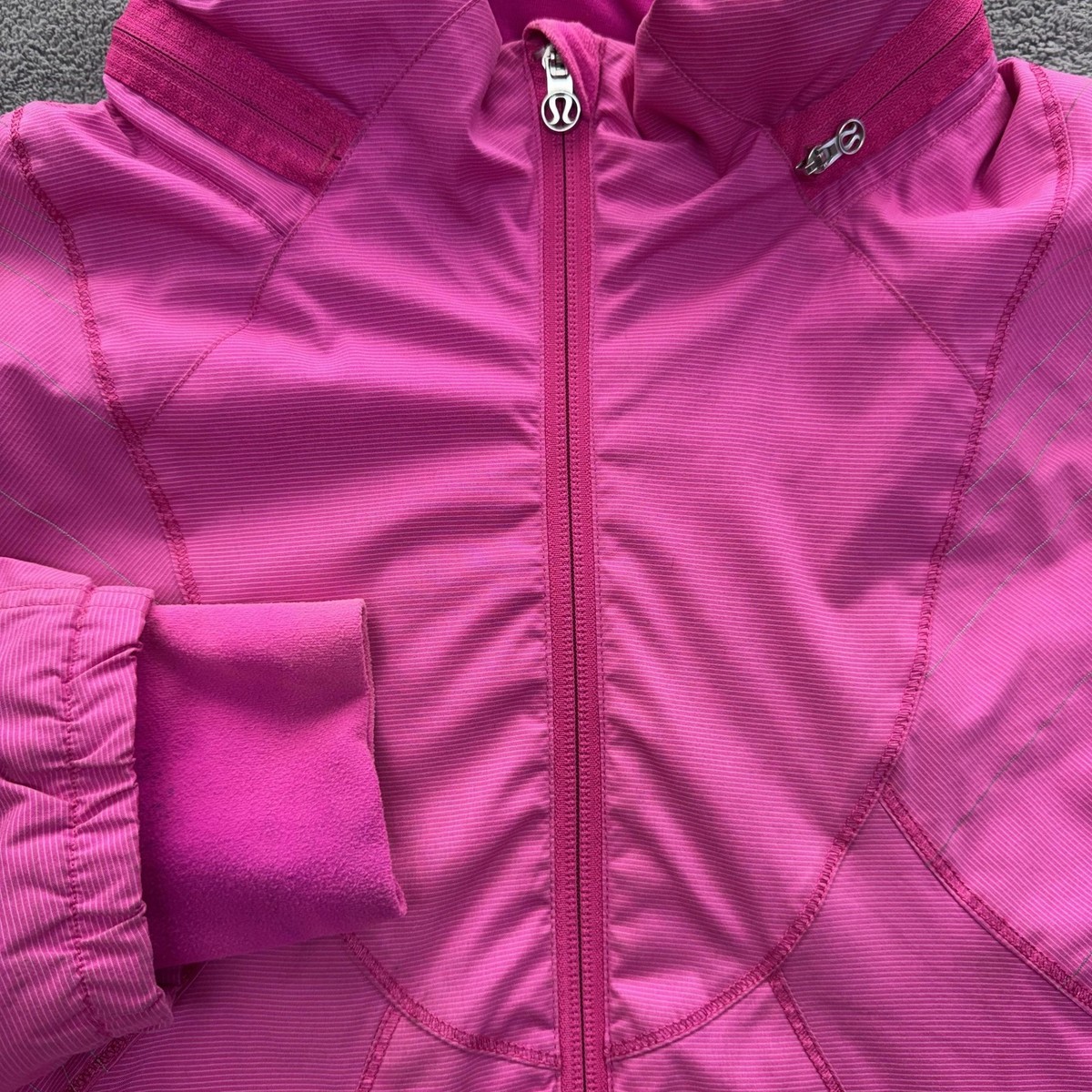 Lululemon Jacket Womens 10 Pink Windbreaker Hooded Full Zip Lined