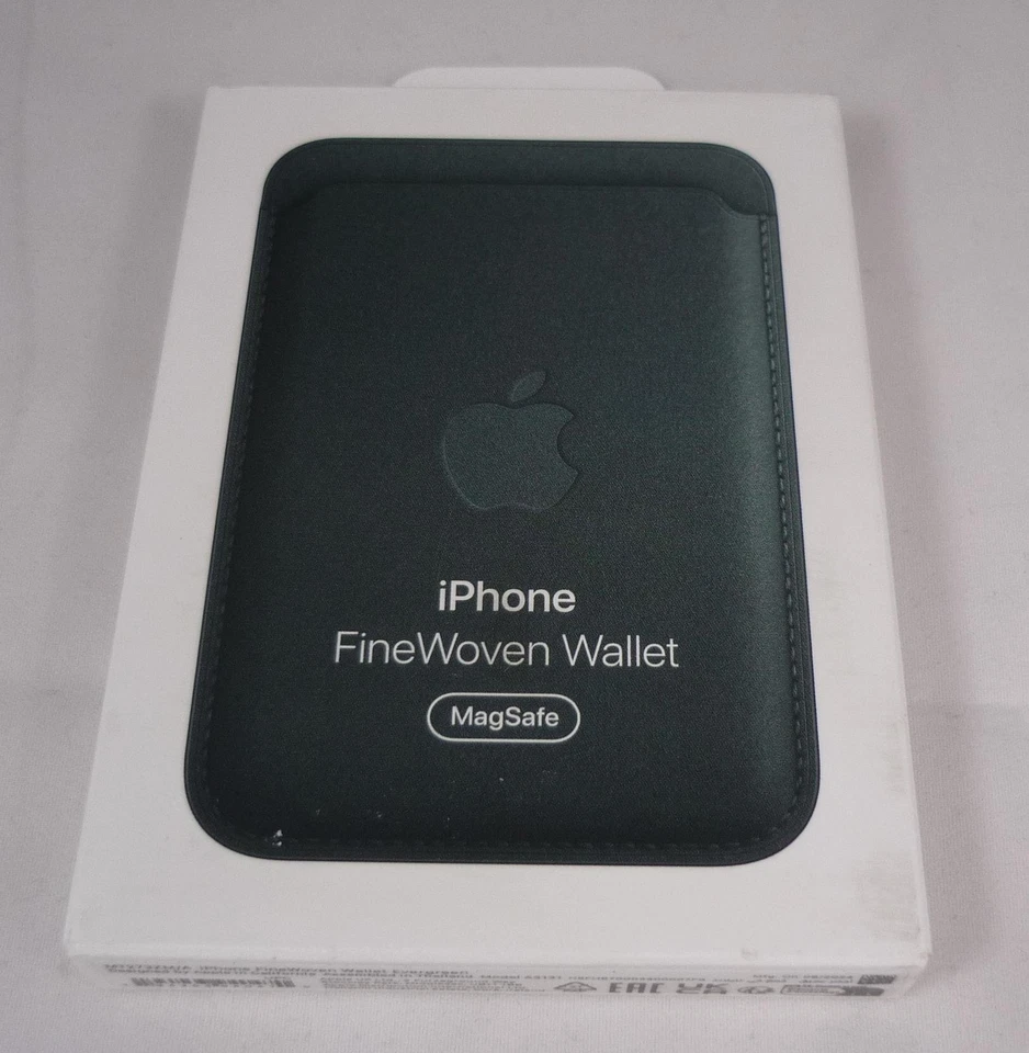 Genuine Apple FineWoven MagSafe Card Wallet for iPhone 12 13 14 & 15 Evergreen - Image 2 of 4