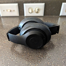 Beats by Dr. Dre Solo Pro Bluetooth Wireless Noise Cancelling Headphones Black