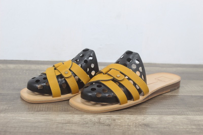 Dolce Vita Women's Cait Slide Sandal Sz 11 {FA-546]
