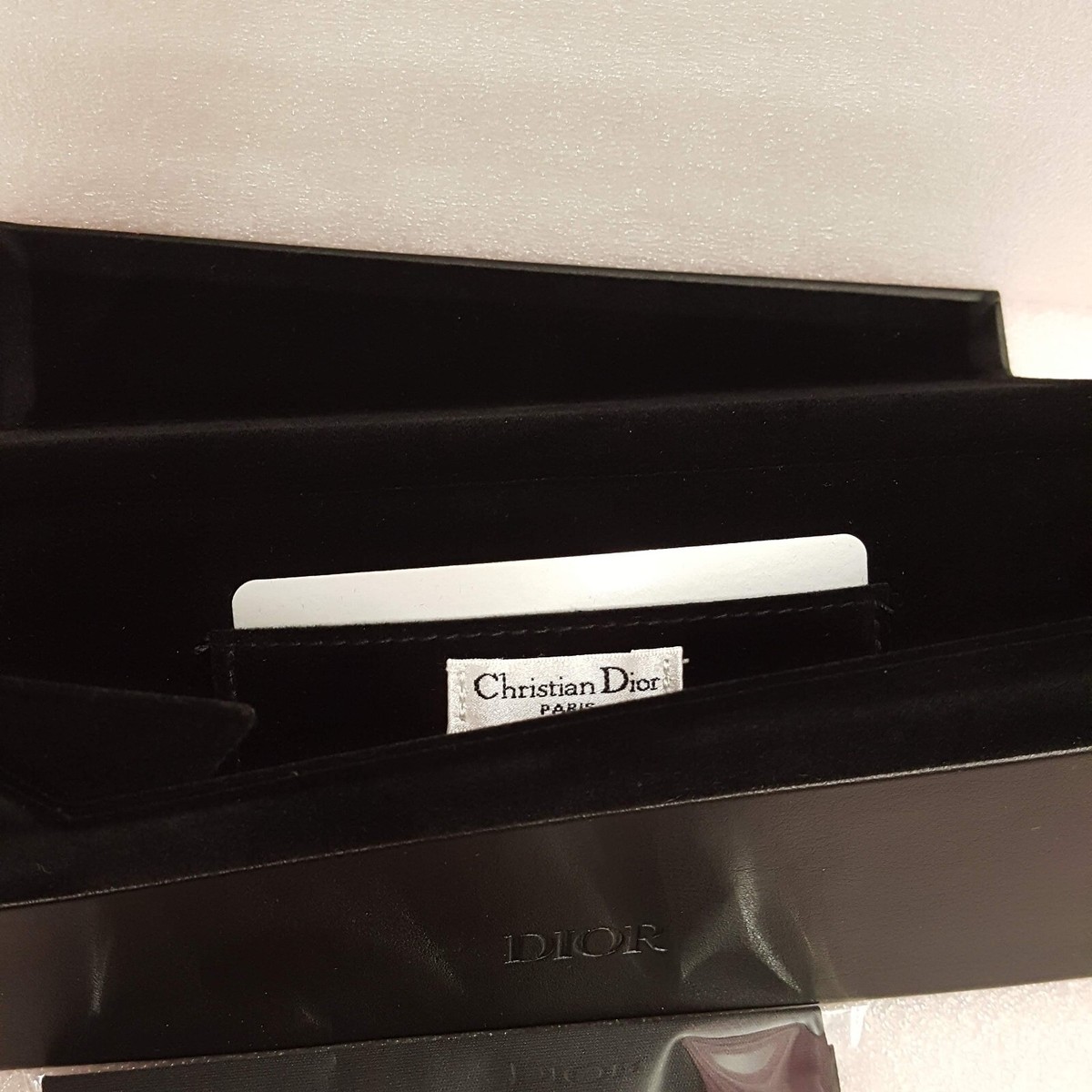 NEW CHRISTIAN DIOR CASE BLACK LEATHER MAGNETIC FOLDABLE SUNGLASSES