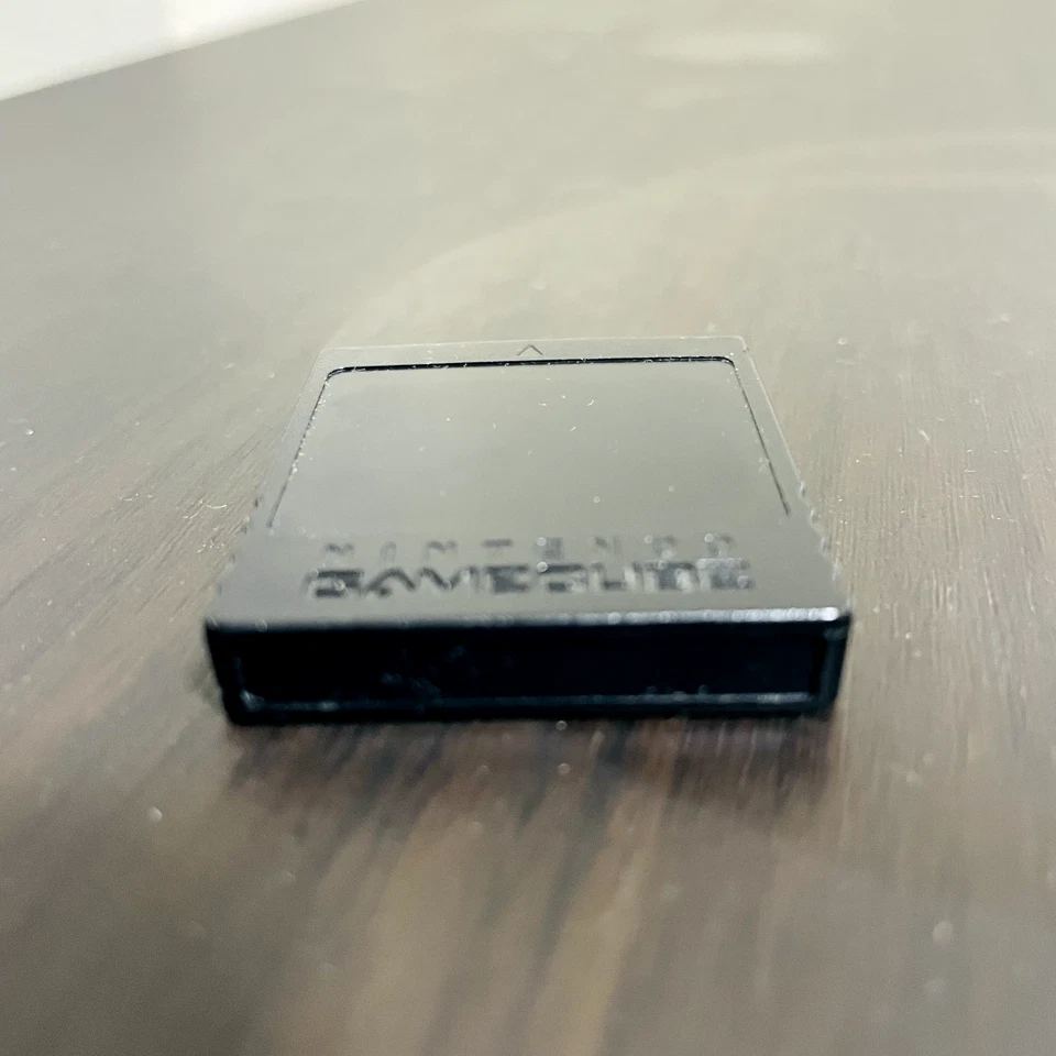 "Official" Genuine Nintendo Game Cube Memory Card 251 DOL-014 Made In Japan - Image 3 of 4