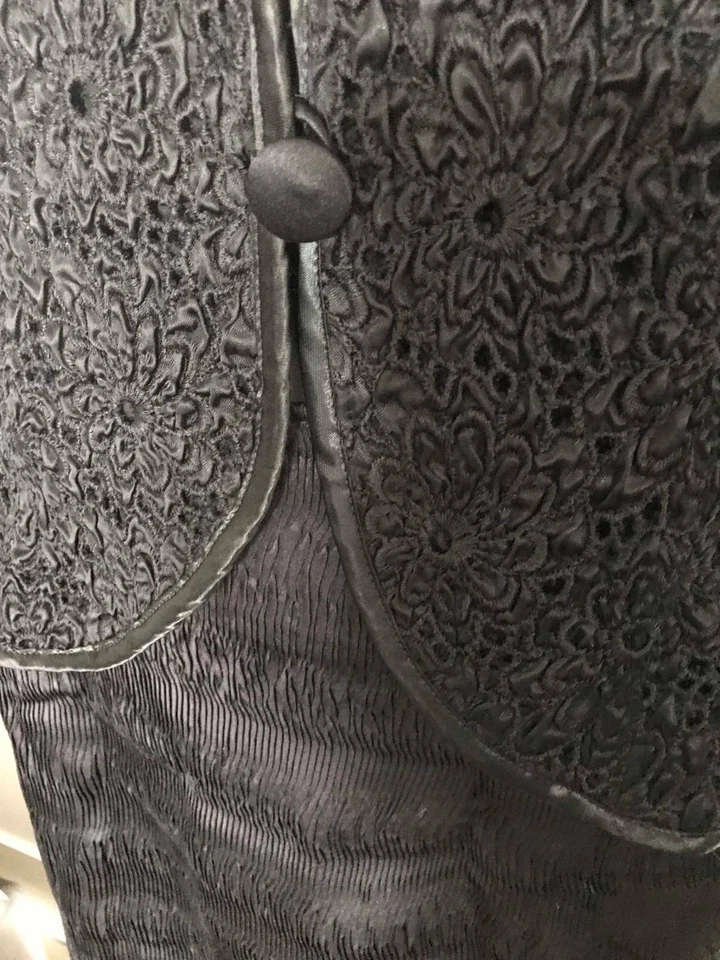 Chaqueta de encaje negra Roccobarocco de diseñadores italianos y falda lápiz Genny IT 42 Foto 3 de 4