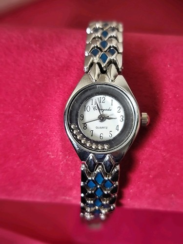 Chaoyada Mini 18 mm Damen Quarz Uhr Silber Neue Batterie - Bild 5 von 5
