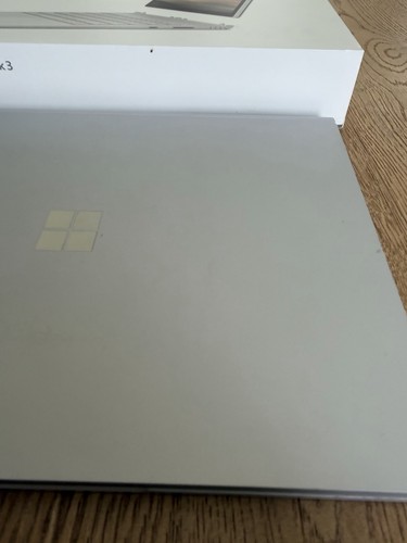 Microsoft Surface Book 3 13,5" 10a generazione i5 1,2 GHz 8 GB-256 GBSSD Windows 11 Pro - Foto 3 di 8