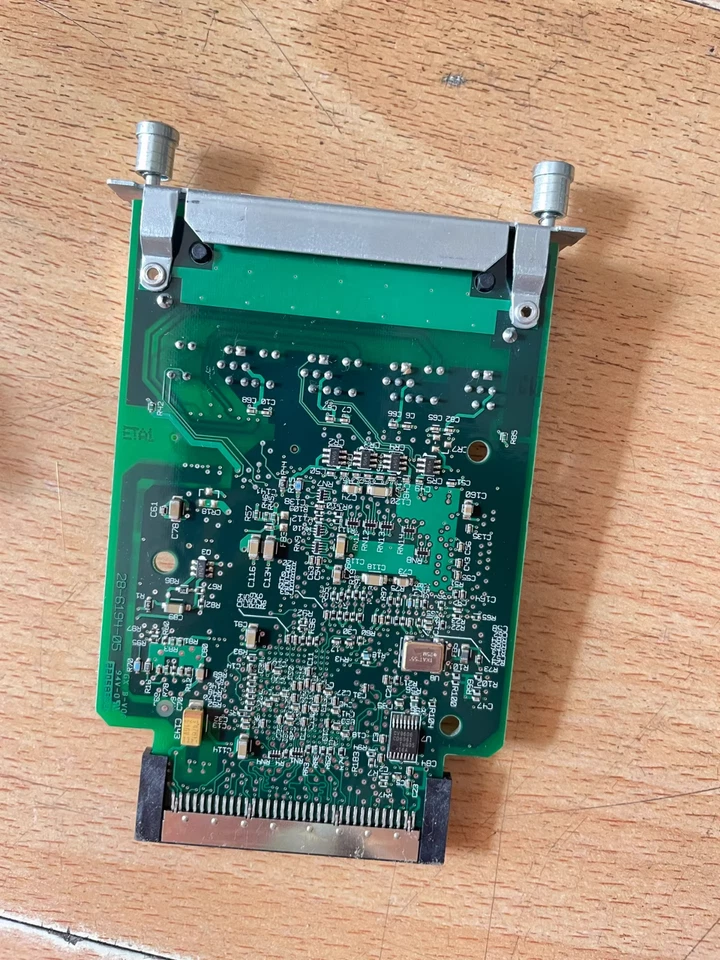 1PC OEM Cisco HWIC-4ESW 4 Port Interface Card - Image 2 of 3