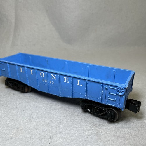 Vintage Lionel Postwar LIONEL 6042 Gondola O Gauge - Picture 2 of 7