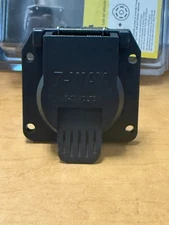 New Curt 55415 Adapter GM Trucks & SUV Socket