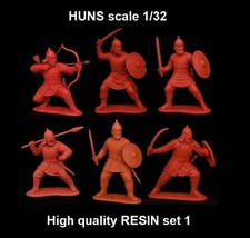 FIERDAN Toy Soldiers Huns Scale 1:32 set 1