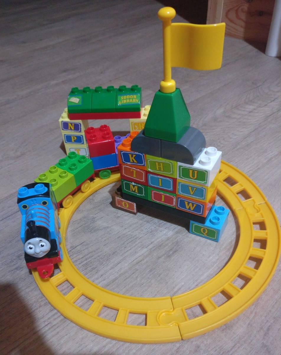 Mega Bloks Thomas And Friends Train Set With Track And Lots Of