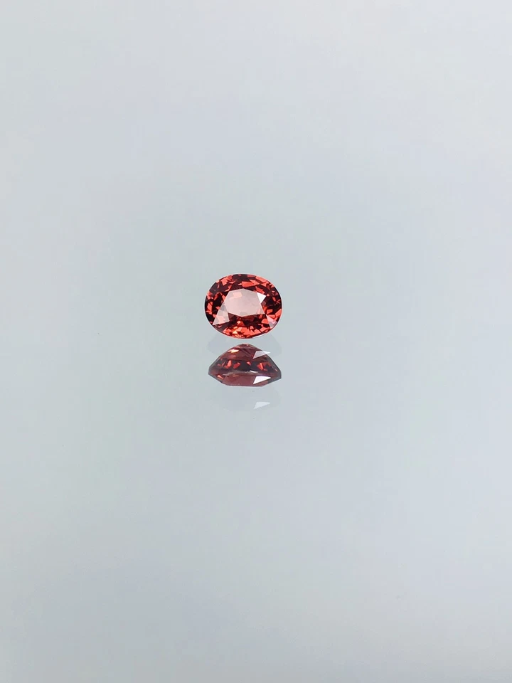 Imperial Garnet Nobel Red - Orange LC 1.11 Carat Untreated Chrome Pyrope Gem - Image 3 of 4