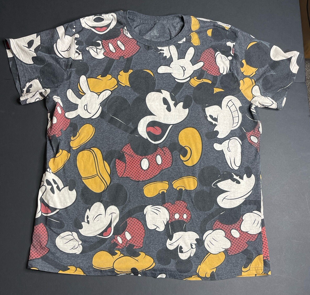 Disney Mickey Mouse All Over T-Shirt Sz XXL Gray Graphic